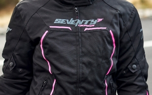 Chaqueta de moto (mujer) Racing Seventy verano/invierno modelo SD-JR67 color: negro/rosa