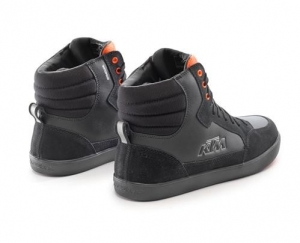 CHAUSSURES J-6 WP: Taille - 43