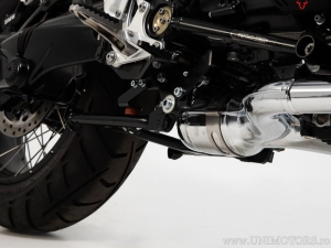 Cric central - otel - culoare: negru - BMW R nineT Urban G/S / Scrambler ('16-) - SW-Motech