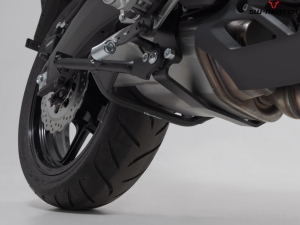 Cric central - otel - culoare: negru - Kawasaki Versys 650 ('14-) - SW-Motech