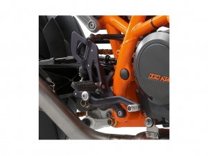 Kit de Soporte de Reposapiés (aluminio) KTM 690 Duke ('12-'19) / 690 Duke ABS / 690 Duke R ABS ('16) / 690 Duke CKD ('12) - KTM