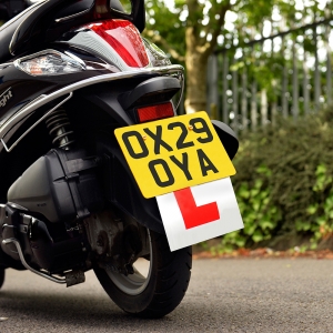 L betűjelű (tanuló) rendszámtábla kezdő motorosoknak (20 darab) - Oxford