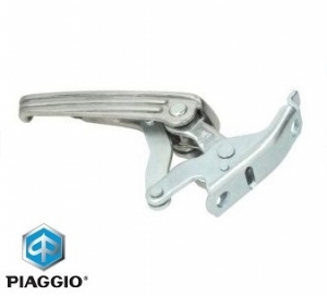 Passenger footrest support Left - Vespa Granturismo (GT) / GTS / GTS Super / GTS Touring / GTS Six Days 125-300cc - Piaggio