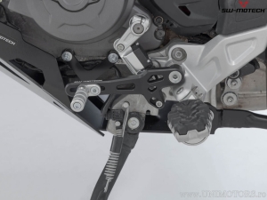 Pedala schimbator din aluminiu culoare negru-argintiu - Ducati DesertX ('22-) - SW-Motech