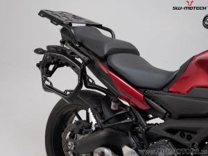 Set cutii laterale (sidecase) AERO ABS (2x25L) si suporti PRO - 50.0L - Yamaha MT-09 Tracer / 900 Tracer ('14-'18) - SW-Motech