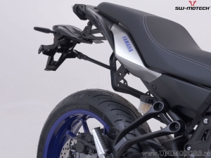 Set cutii laterale (sidecase) DUSC M (2x33L) si suporti PRO - 66.0L - Yamaha MT-07 Tracer ('16-) - SW-Motech