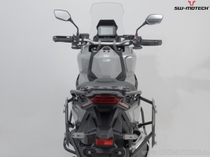 Set cutii laterale (sidecase) TRAX ADV L/M aluminiu culoare neagra si suporti PRO - Honda X-ADV ('20-) - SW-Motech