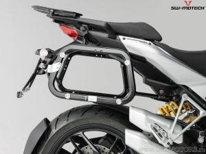 Set cutii laterale (sidecase) TRAX ADV M aluminiu argintiu si suporti EVO - 74.0L - Ducati Multistrada 1200/S (10-14)- SW-Motech