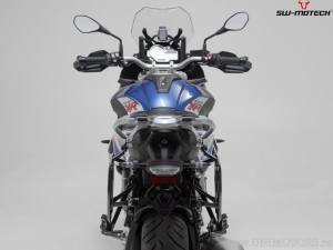 Set cutii laterale (sidecase) TRAX ADV M aluminiu argintiu si suporti PRO - 74.0L - BMW S 1000 XR ('15-'19) - SW-Motech