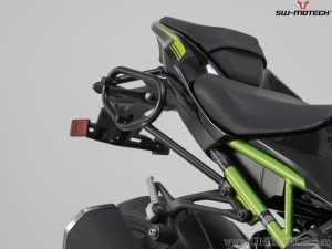 Set cutii laterale (sidecase) URBAN (2x16.5L) si suporti SLC - 33.0L - Kawasaki Z900 ('16-) - SW-Motech