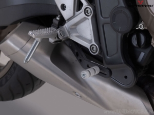 Set pedala schimbator si pedala frana din aluminiu culoare neagra - Honda CB650R ('18-) - SW-Motech